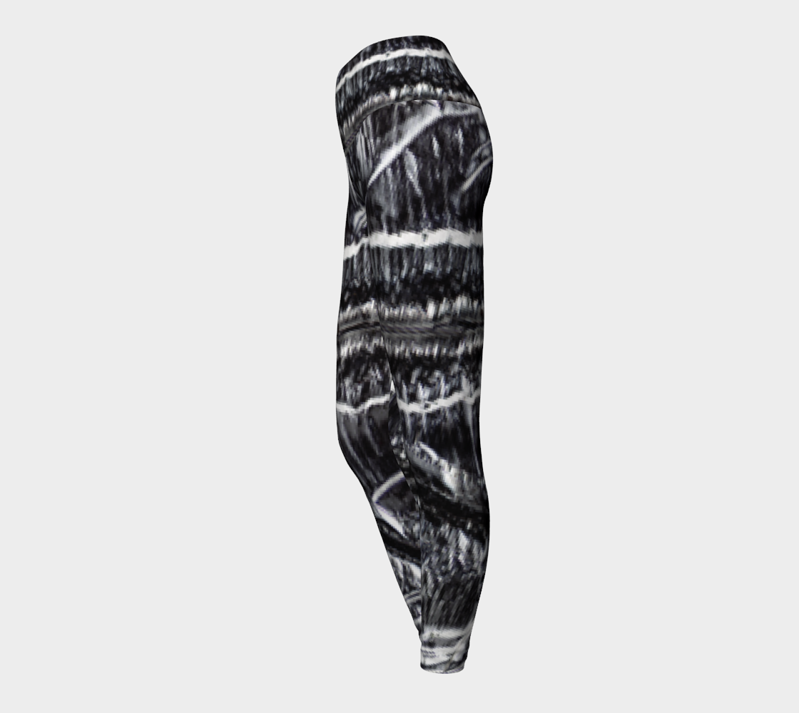 Serpentine from Sloan Kimberlite 'Fierce' yoga leggings