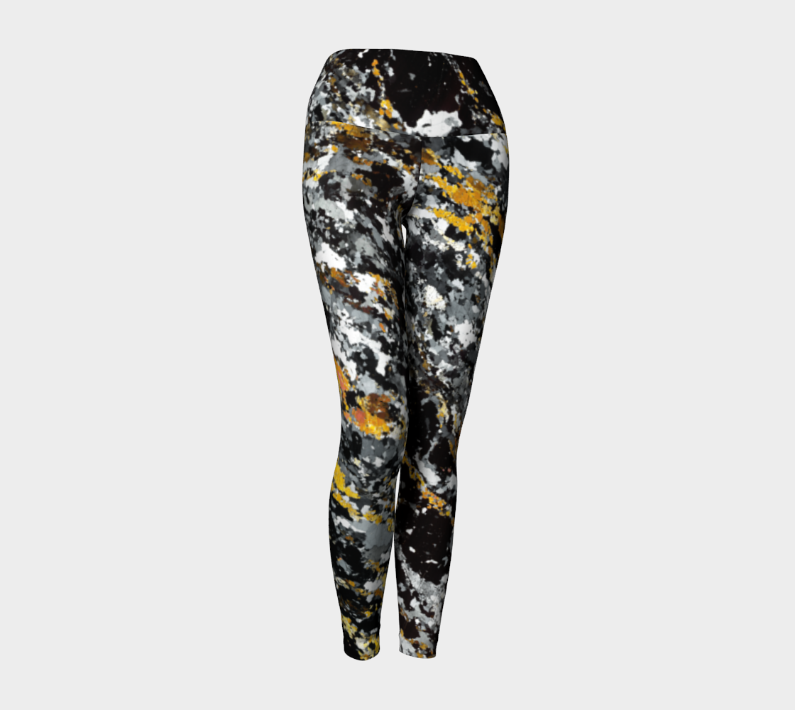 Garnet+Sillimanite Metapelite (Oygarden Group-Antarctica) yoga leggings