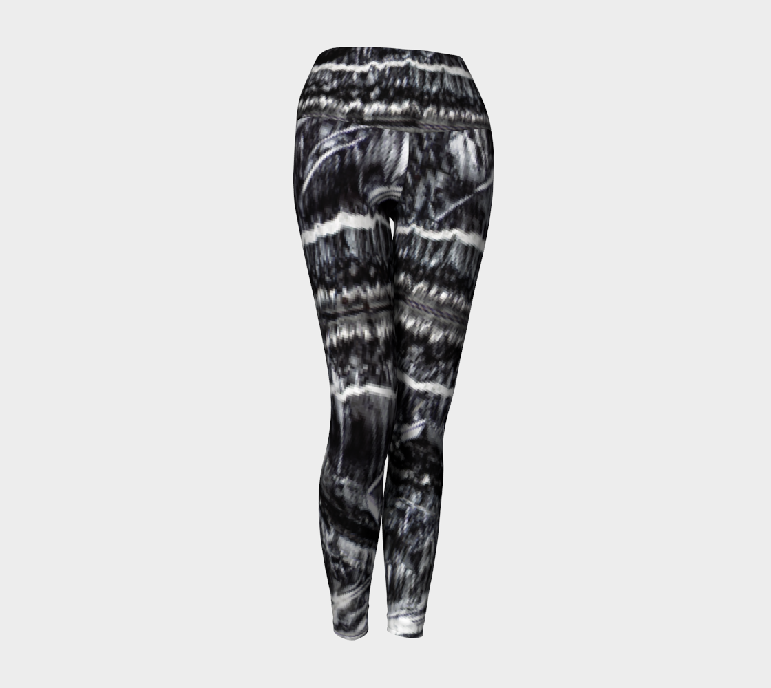 Serpentine from Sloan Kimberlite 'Fierce' yoga leggings